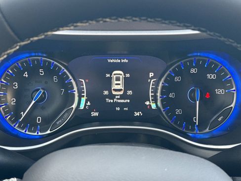 New 2026 Chrysler Pacifica Select AWD/4WD image 21