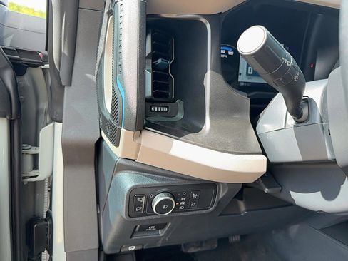 Used 2022 Ford Bronco Wildtrak image 19