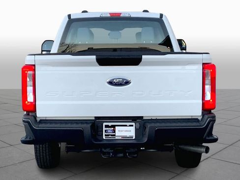 Used 2023 Ford F250 XL image 4