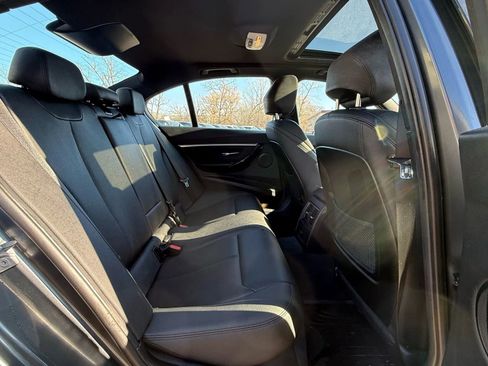 Used 2018 BMW 330i xDrive Sedan w/ Convenience Package image 30