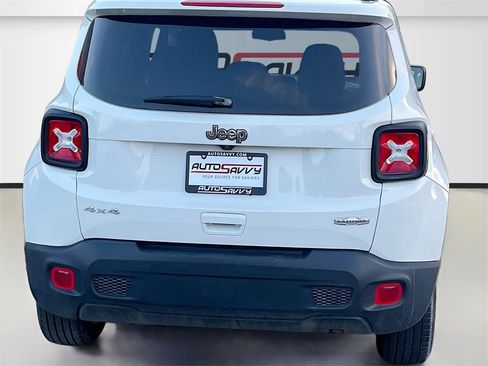 Used 2022 Jeep Renegade Latitude w/ Convenience Group image 6