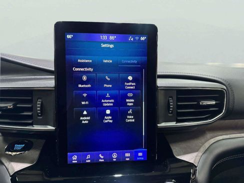 Used 2024 Ford Explorer Platinum w/ Technology Package AWD/4WD image 66
