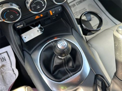 Used 2021 MAZDA MX-5 Miata RF Grand Touring image 26
