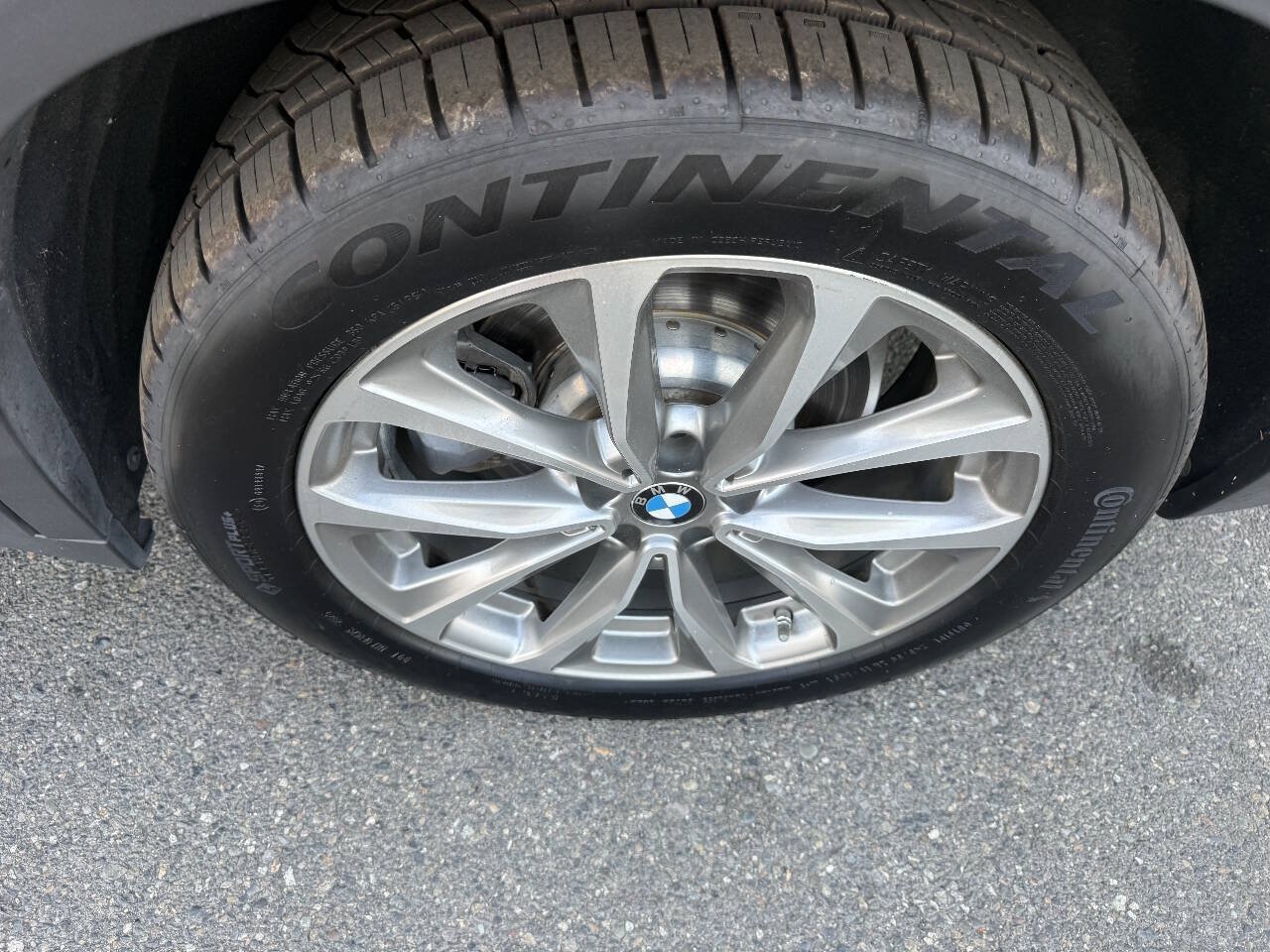 Used 2018 BMW X3 xDrive30i w/ Executive Package AWD/4WD image 19