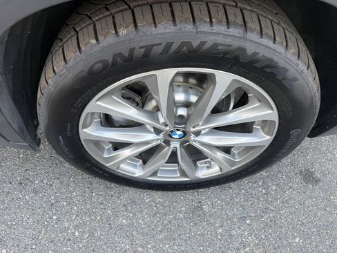 Used 2018 BMW X3 xDrive30i w/ Executive Package AWD/4WD image 19
