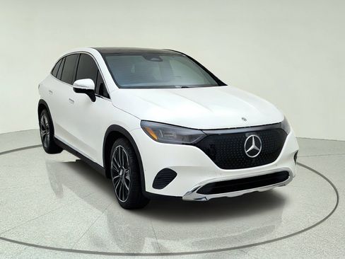 Certified 2024 Mercedes-Benz EQE 350+ SUV image 4