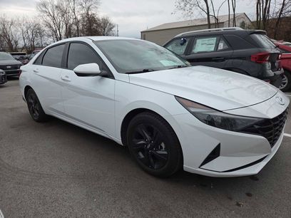 Used 2021 Hyundai Elantra Blue