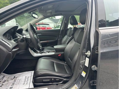 Used 2016 Acura TLX FWD image 12