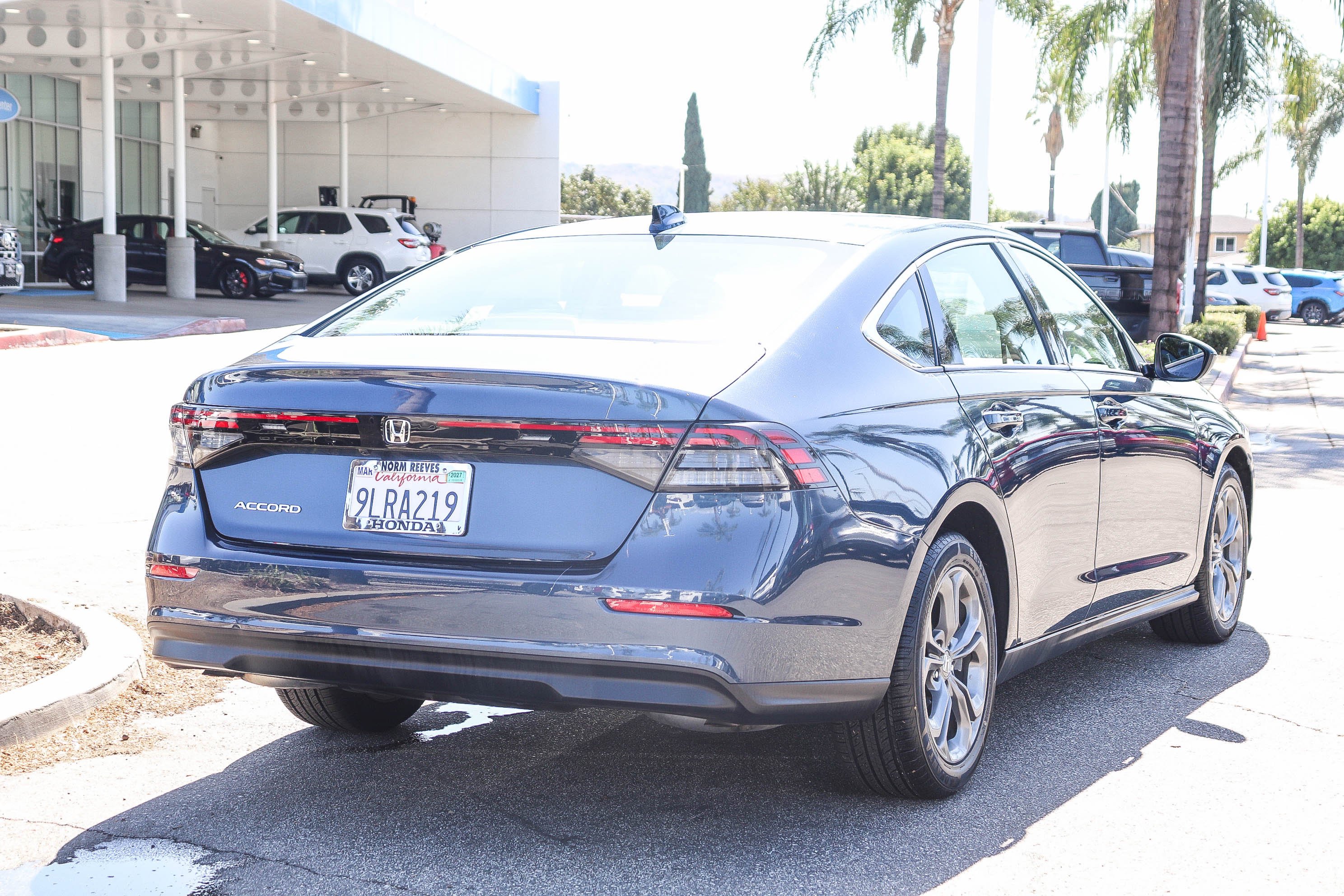 Used 2024 Honda Accord EX image 11
