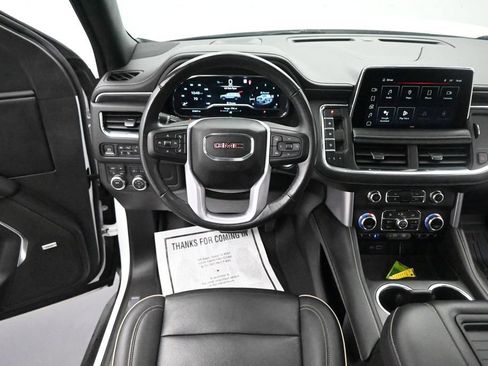 Used 2022 GMC Yukon XL SLT w/ SLT Premium Package AWD/4WD image 22