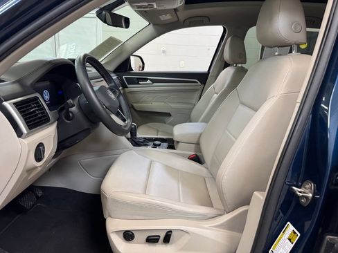 Used 2022 Volkswagen Atlas SE AWD/4WD image 17