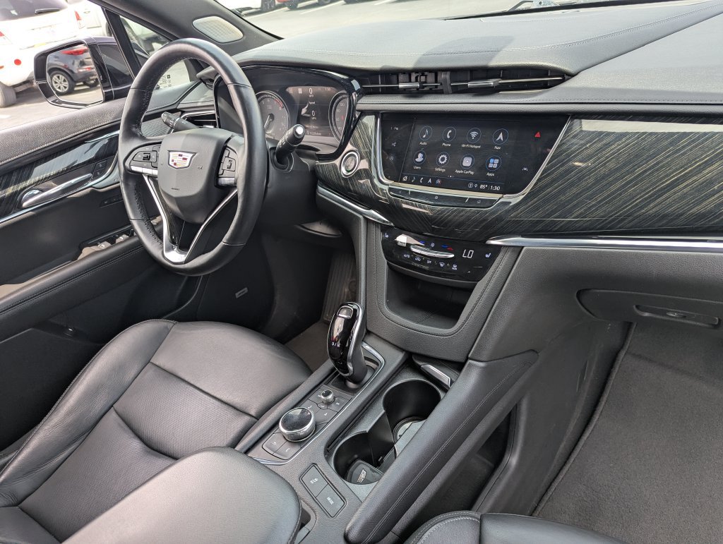 Used 2021 Cadillac XT6 Premium Luxury AWD/4WD image 37
