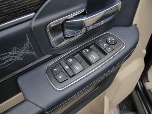 Used 2018 RAM 1500 Limited AWD/4WD image 19