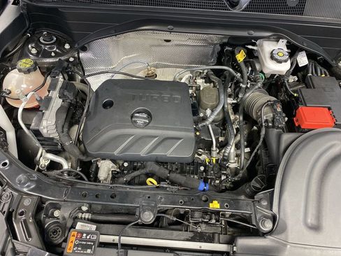 Certified 2022 Chevrolet TrailBlazer RS w/ Technology Package AWD/4WD image 39