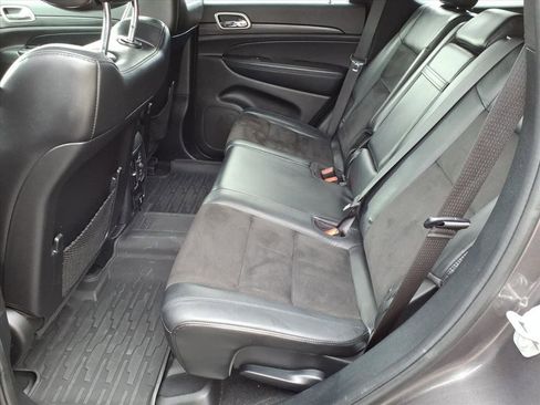 Used 2020 Jeep Grand Cherokee Altitude image 13