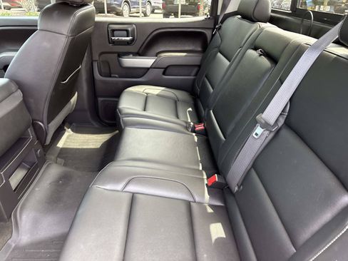 Used 2017 Chevrolet Silverado 1500 LT w/ All Star Edition AWD/4WD image 32