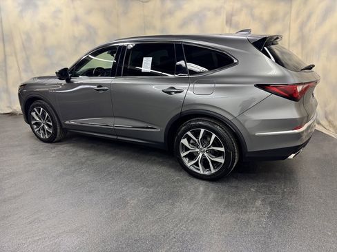 Used 2024 Acura MDX Technology SH-AWD image 4