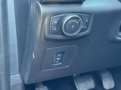 Used 2016 Ford F150 XLT w/ Equipment Group 302A Luxury image 17