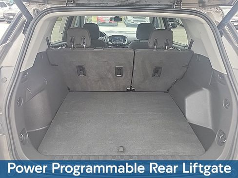 Used 2019 GMC Terrain SLE w/ Driver Convenience Package image 11