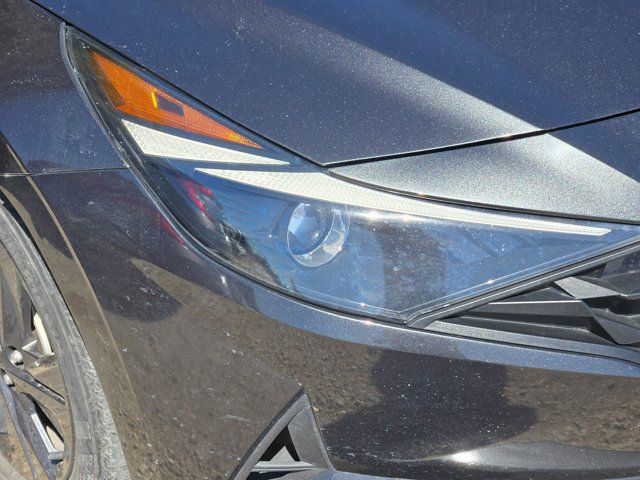 Used 2023 Hyundai Elantra SEL FWD image 4