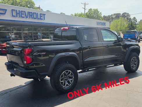 Used 2024 Chevrolet Colorado ZR2 w/ ZR2 Convenience Package III AWD/4WD image 5