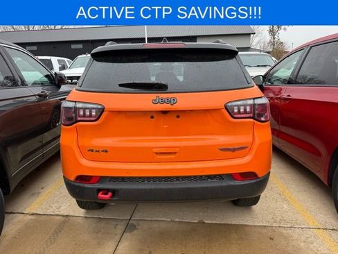 New 2026 Jeep Compass Trailhawk w/ Sun, Sound & Navigation Group image 12