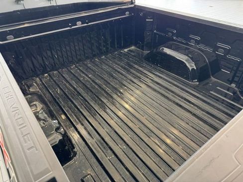 Certified 2025 Chevrolet Silverado 1500 LT image 35