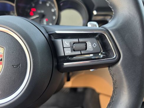 Used 2023 Porsche Macan AWD/4WD image 24