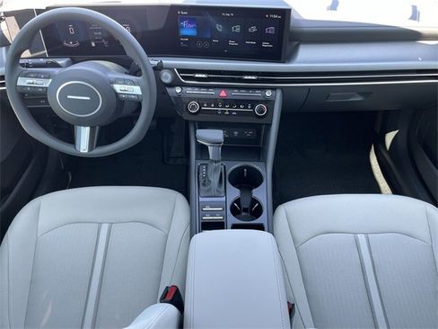 New 2026 Hyundai Sonata SE image 2