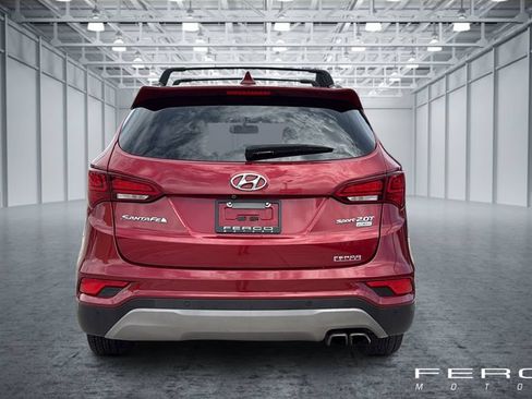 Used 2017 Hyundai Santa Fe Sport FWD image 4