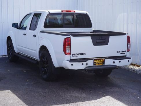 Used 2020 Nissan Frontier SV w/ Midnight Edition Floor Mats image 4