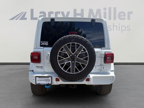 Used 2024 Jeep Wrangler High Altitude AWD/4WD image 4