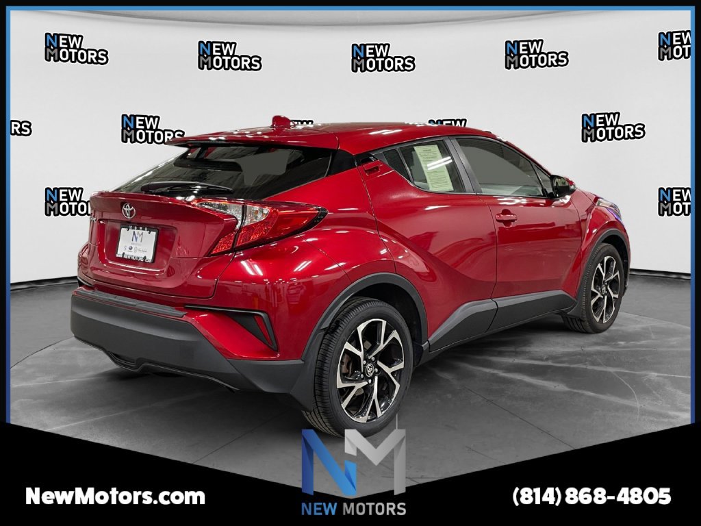 Used 2021 Toyota C-HR XLE FWD image 5