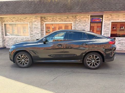 Used 2024 BMW X6 xDrive40i AWD/4WD image 8