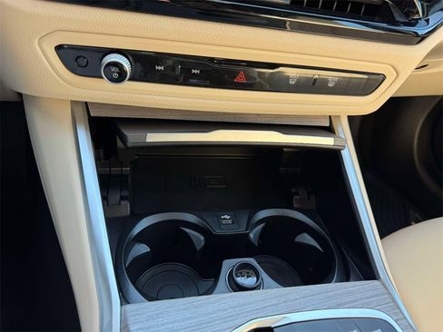 Certified 2025 BMW 330i xDrive 330i xDrive w/ Convenience Package image 14