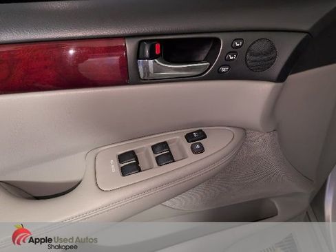 Used 2002 Lexus ES 330 image 12