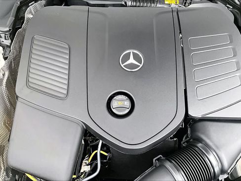 Used 2024 Mercedes-Benz CLE 300 4MATIC Coupe image 33
