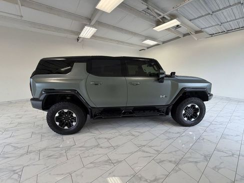 Used 2024 GMC Hummer EV 3X w/ Extreme Off-Road Package image 9
