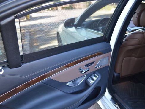 Used 2016 Mercedes-Benz S 550 4MATIC Sedan image 35