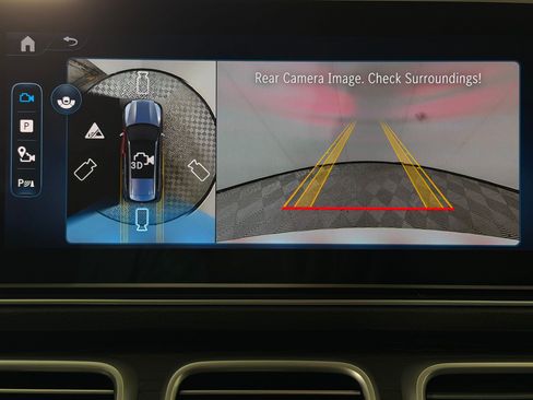 Used 2025 Mercedes-Benz GLS 450 4MATIC image 19
