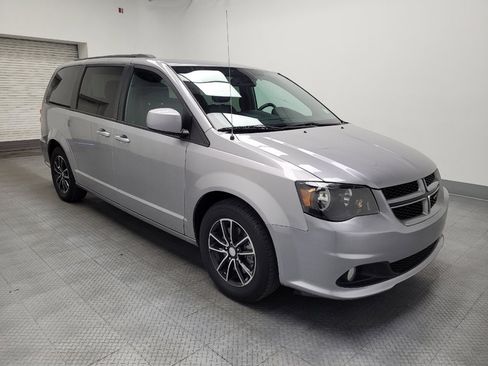 Used 2019 Dodge Grand Caravan GT image 11