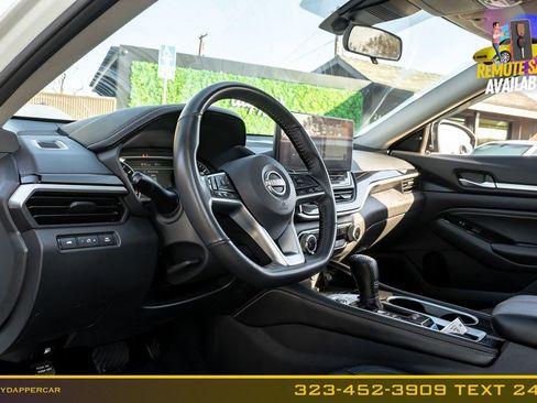 Used 2023 Nissan Altima 2.5 SR w/ SR Premium Package image 15