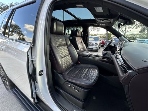 Certified 2022 Cadillac Escalade Sport Platinum image 36