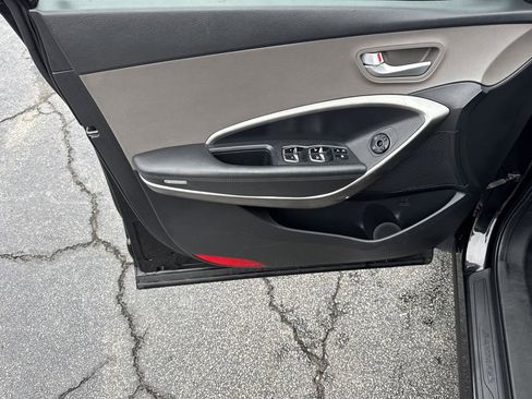 Used 2017 Hyundai Santa Fe Sport w/ Cargo Package image 10