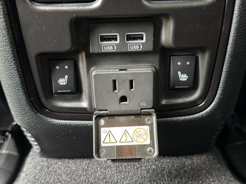 Used 2024 Dodge Durango R/T image 45