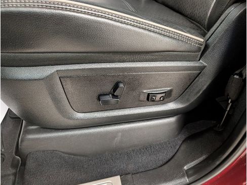 Used 2019 RAM 2500 Laramie image 9