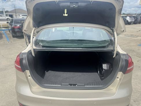 Used 2018 Ford Focus SEL FWD image 23