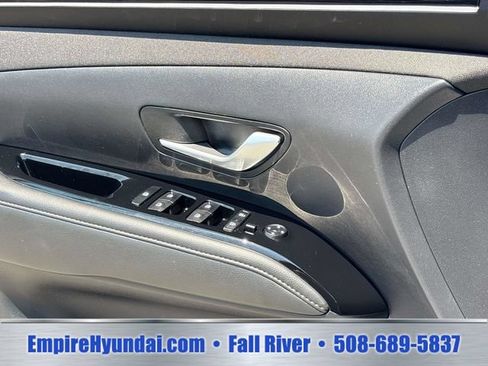 Used 2024 Hyundai Santa Cruz Limited AWD/4WD image 18