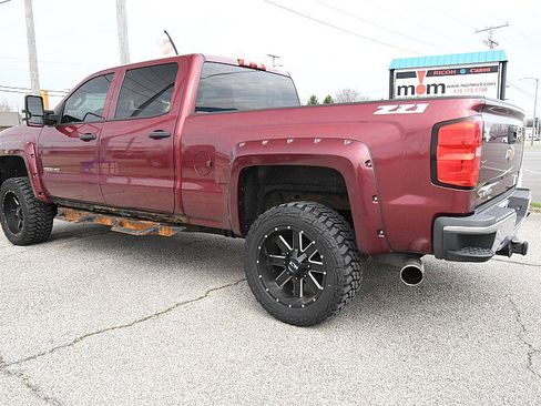 Used 2015 Chevrolet Silverado 2500 LT w/ LT Convenience Package image 5