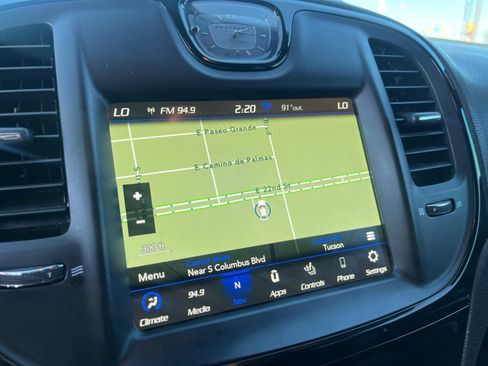 Used 2022 Chrysler 300 S image 29